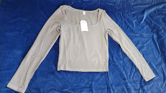 Womens gray shirt.